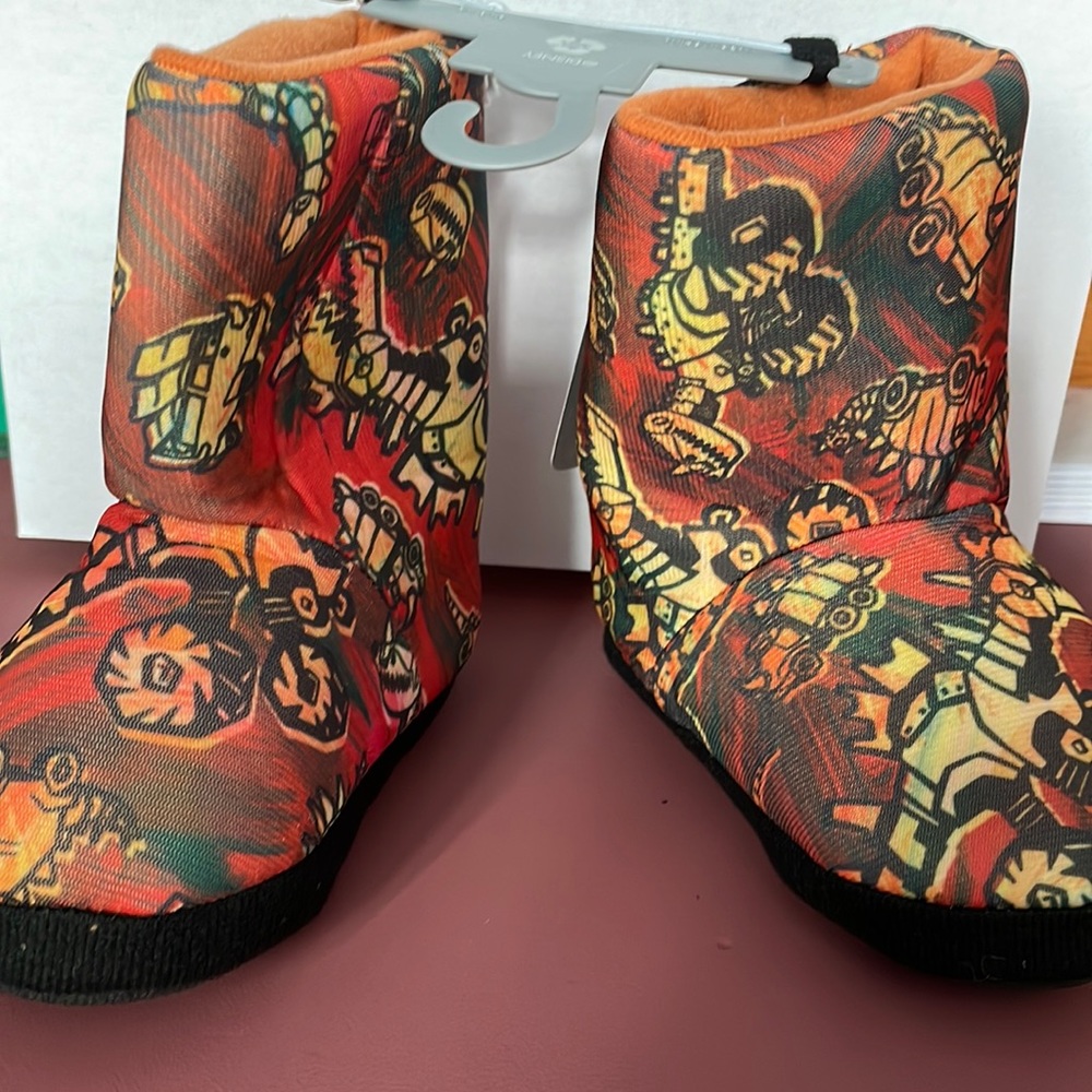 Brand New Boys size US 5/6 Cars Boot style slippers
